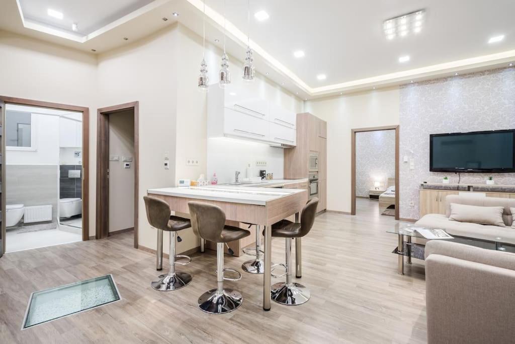 شقة Szalag Utca 6 Luxurious Flat Castle District بودابست المظهر الخارجي الصورة