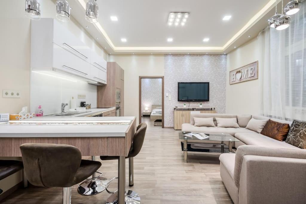 شقة Szalag Utca 6 Luxurious Flat Castle District بودابست المظهر الخارجي الصورة