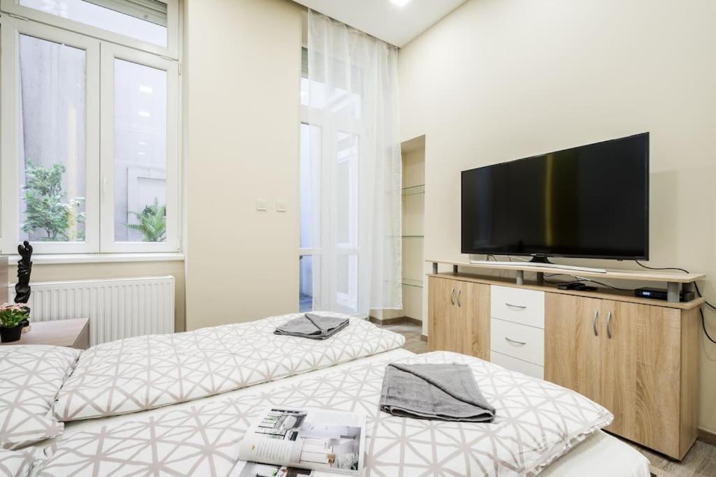 شقة Szalag Utca 6 Luxurious Flat Castle District بودابست المظهر الخارجي الصورة